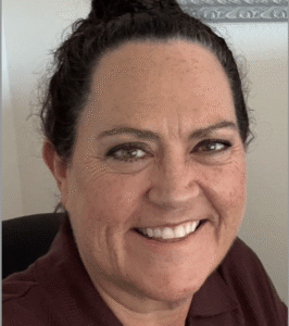 Headshot of Suzanne Crane